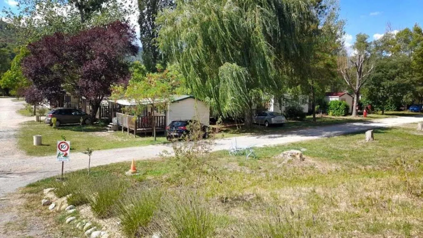 Camping 3 Etoiles - Piscine - Ccbaehg Mezel