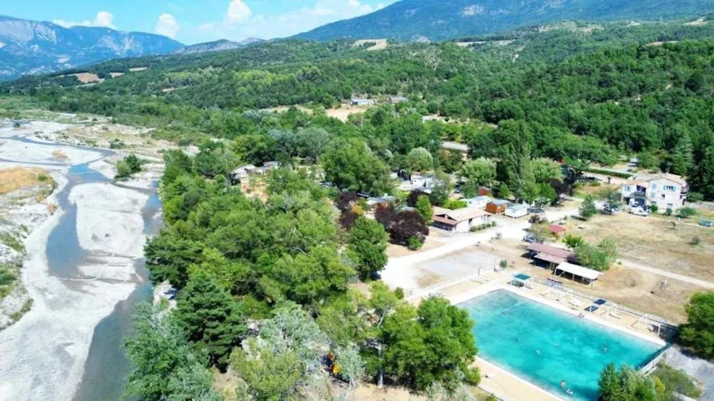 Campsite Camping 3 Etoiles - Piscine - Ccbaehg Mezel